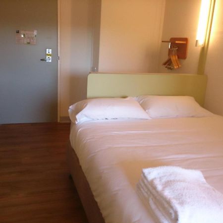 Ibis Budget - Данденонг Экстерьер фото