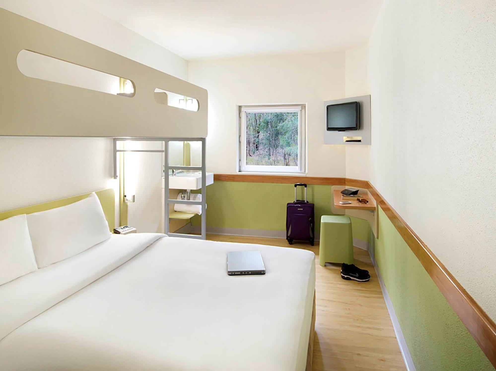 Ibis Budget - Данденонг Экстерьер фото