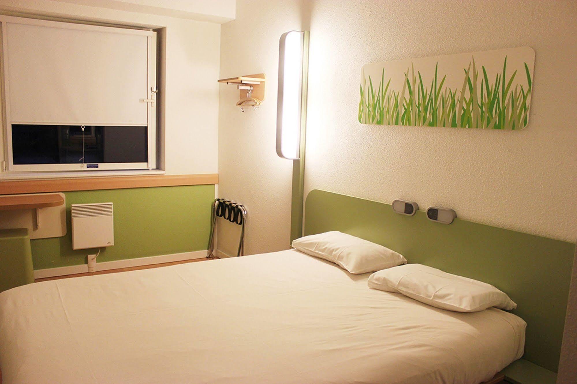 Ibis Budget - Данденонг Экстерьер фото