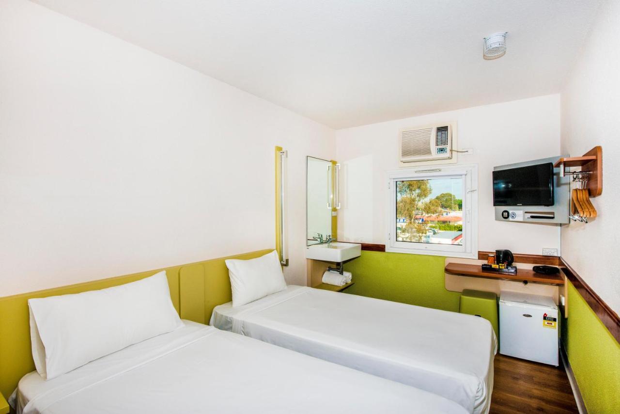 Ibis Budget - Данденонг Экстерьер фото